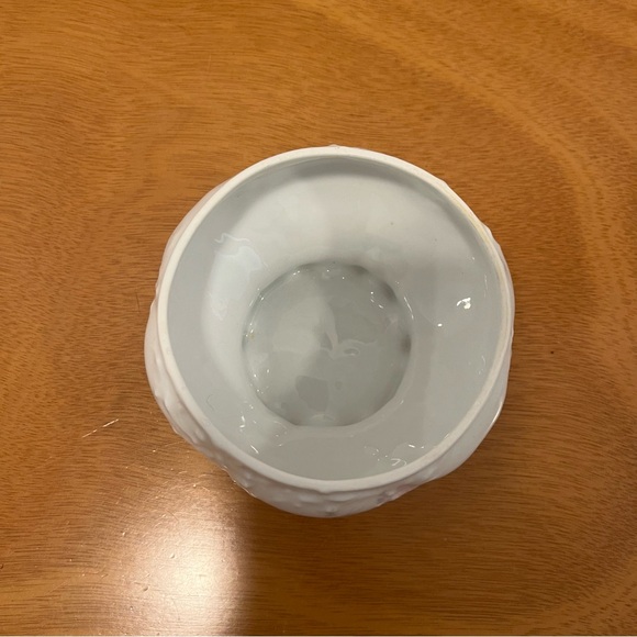 Antique Vintage Hand-Painted Floral Porcelain Hair Receiver - Picture 5 of 8